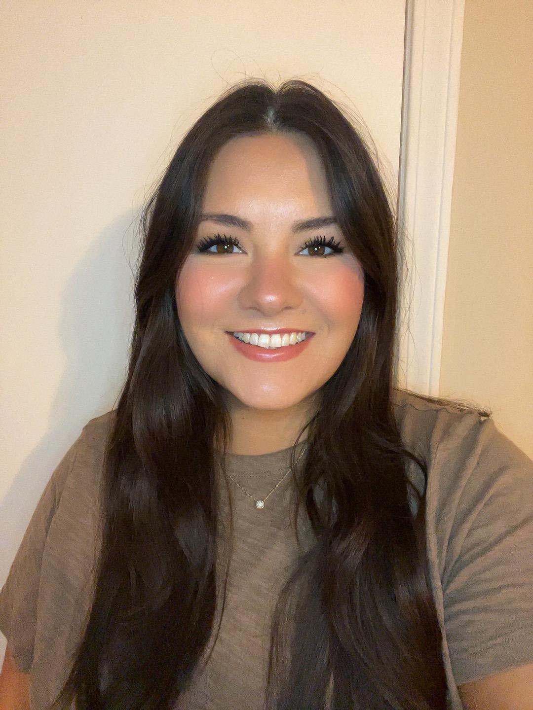 Laura-Edlow-Photo.jpg